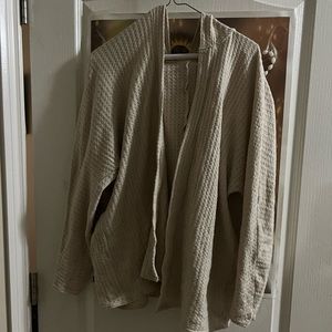 Size xs cardigan never worn has a hood from American eagle outfitters
